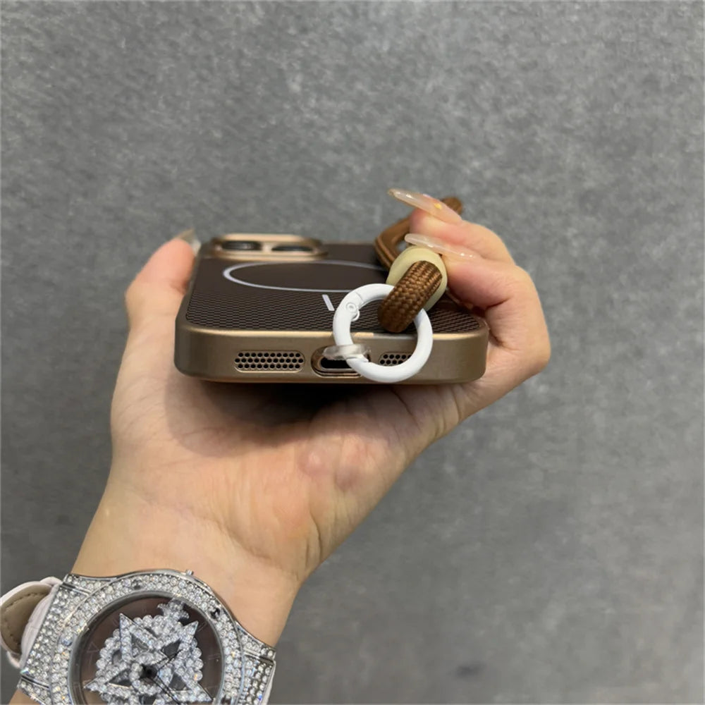 Casa iPhone Kevlar Luxo com MagSafe e Alça
