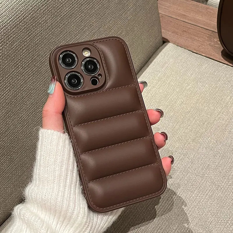 Case iPhone Jaqueta de Inverno em Silicone