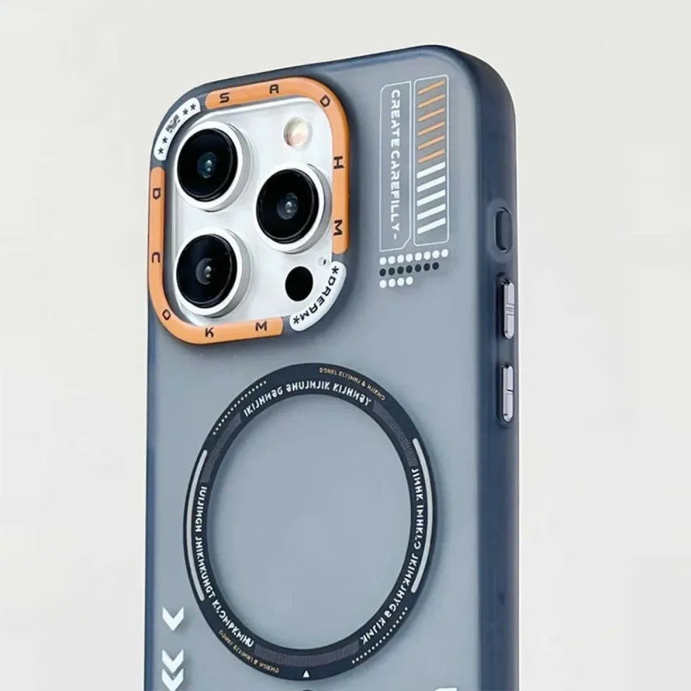 Case iPhone Fosca Desenhada com Proteção de Lente e MagSafe