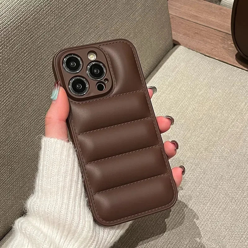 Case iPhone Jaqueta de Inverno em Silicone